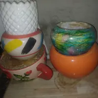 تعدادی گلدان سالم