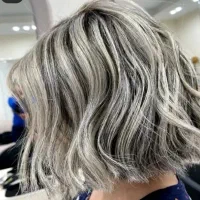 خدمات ب صورت حرفه ای میکرو ناخن رنگ کراتین پدیکور|خدمات آرایشگری و زیبایی|نهاوند, |دیوار