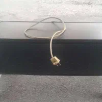 میز تحریر و کامپیوتر