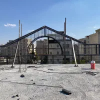 نیازمند استاد کار جوشکار همراه شاگردش