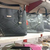 کیف چرم زنانه فقط عمده|کیف، کفش، کمربند|قرچک, زیبا شهر|دیوار