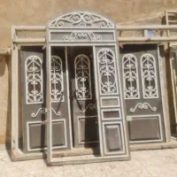 چند عدد درب وپنجره آهنی