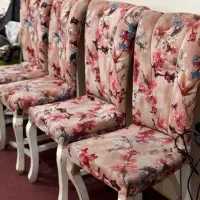 ۴عدد صندلی تمیز وسالم فروشی