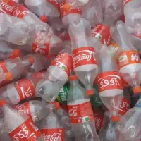 نوشابه درب دارد