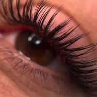 کاشت مژه تضمینی