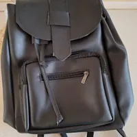 دوتا کیف کوله و دستی