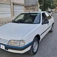 خودرو آردی سفید