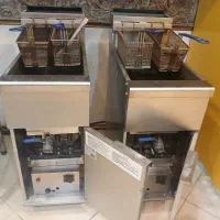 ۲عددسرخ کن درجه یک صنعتی مکث|اجاق گاز و لوازم برقی پخت‌وپز|مشهد, شاهد (شهرک غرب)|دیوار