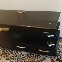 میز تلویزیون شیشه ای