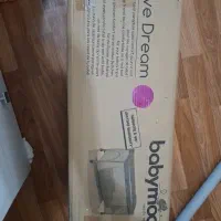 تخت پارک کودک و نوزادی