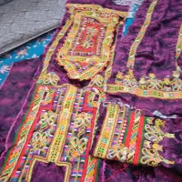 لباس فروشی