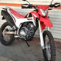 موتور سیکلت 200