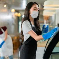 نیروی کار خدماتی خانم واقع در جهانشهر