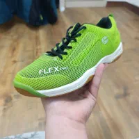 کفش بدمینتون و تنیس نو