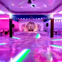 عروسیتون رو اینجا خاص برگزار کنید...