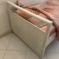 تخت یکنفره چوبی