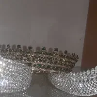 فروش تاج عروس پرنگین و مومصنوعی|بدلیجات|خمینی‌شهر, |دیوار