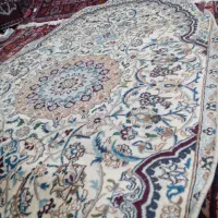 فرش دستباف کرم بیضی ۴ متری گوشت دار۱۴۵در۲۳۰