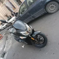 گلکسی sym j200