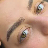 پذیرش ۲ مدل میکروبلیدینگ ابرو (فیبروز) رایگان