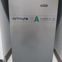 یخچال پنج فوت ایستکول