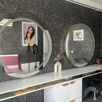 آینه و لوازم سالن زیبایی