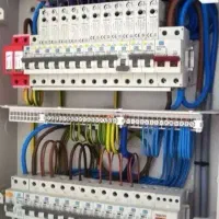 برقکار ساختمان.