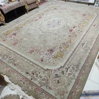 قالی ۱۲ متری