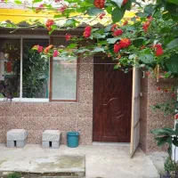 سوییت ۸۰ متری دو خوابه حیاط دار