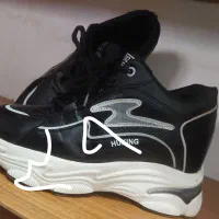 دو عدد کفش سایز 38 و39