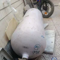 مخزن پژو 2028/09 چراغ عقب و کمک پراید جلو پنجره|قطعات یدکی و لوازم جانبی|قم, وادی السلام|دیوار