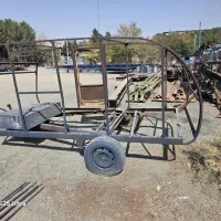 کاروان مسافرتی و کفی برای حمل موتور