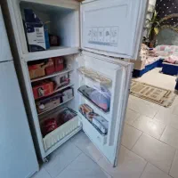دو عدد یخچال فریزر|یخچال و فریزر|رشت, نیروی دریایی|دیوار