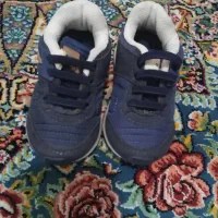 کتونی بچگانه|کفش و لباس بچه|فردیس, شهرک ارم|دیوار