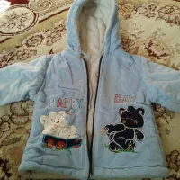 تعدادی لباس بچگانه