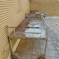 فروش تخت اهنی ۲لنگه مخصوص باغ و داخل خیاط خونه|تخت و سرویس خواب|داراب, |دیوار