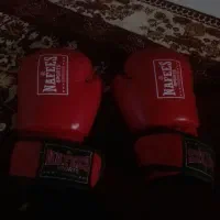 دستکش بکس
