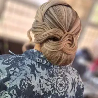 میکاپ و شینیون تخصصی آف بلک فرایدی و اموزش