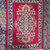 ۴ عدد فرش کوچک جلو دری