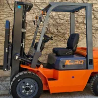 ماشین لیفتراک وارداتی صفر و کارده|ماشینآلات صنعتی|زنجان, |دیوار