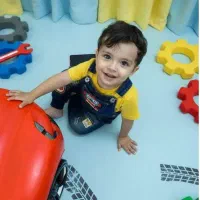 تابلو عکس آتلیه ای کودک با هوش مصنوعی