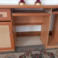 میز کامپیوتر تمیز