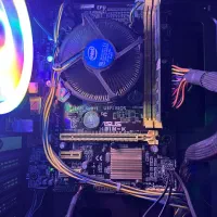 10 عدد سیستم کامل|رایانه رومیزی|تاکستان, |دیوار