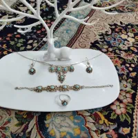 سنگ معدنی اصل(تراش خورده)|جواهرات|زابل, |دیوار