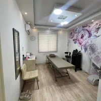 رهن واجاره فوری اطاق درکلینیک زیبایی|اجارهٔ دفتر کار، اتاق اداری، مطب|رشت, کاکتوس|دیوار