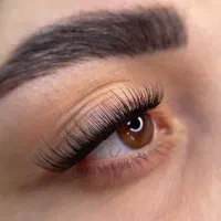 تخفیف کاشت مژه فقط از ۱۸۰ت