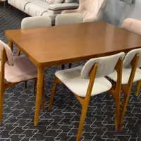 ناهار خوری جدید|میز و صندلی غذاخوری|بندر انزلی, آذربایجان|دیوار