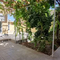 همکف مبله با حیاط سرسبز