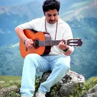 آموزش گیتار ( تا سطوح حرفه ای)