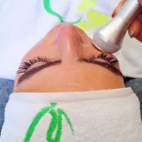 فیشیال حرفه ای بانوان و آقایان